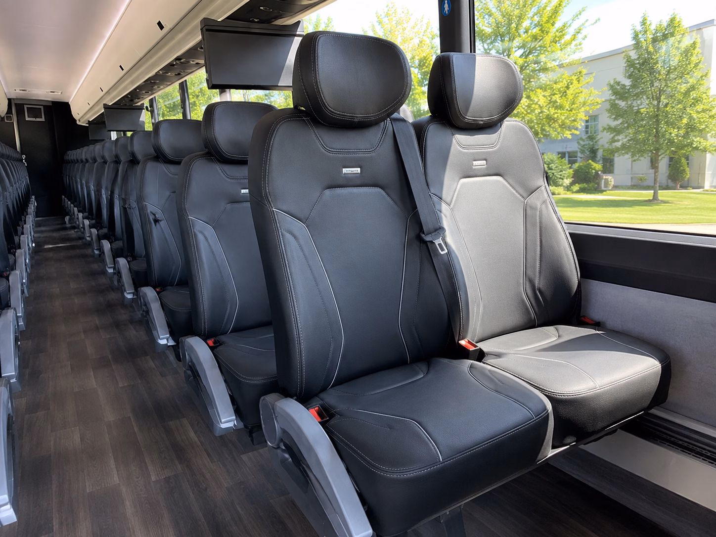 compare bus rentals in pensacola with one online quote