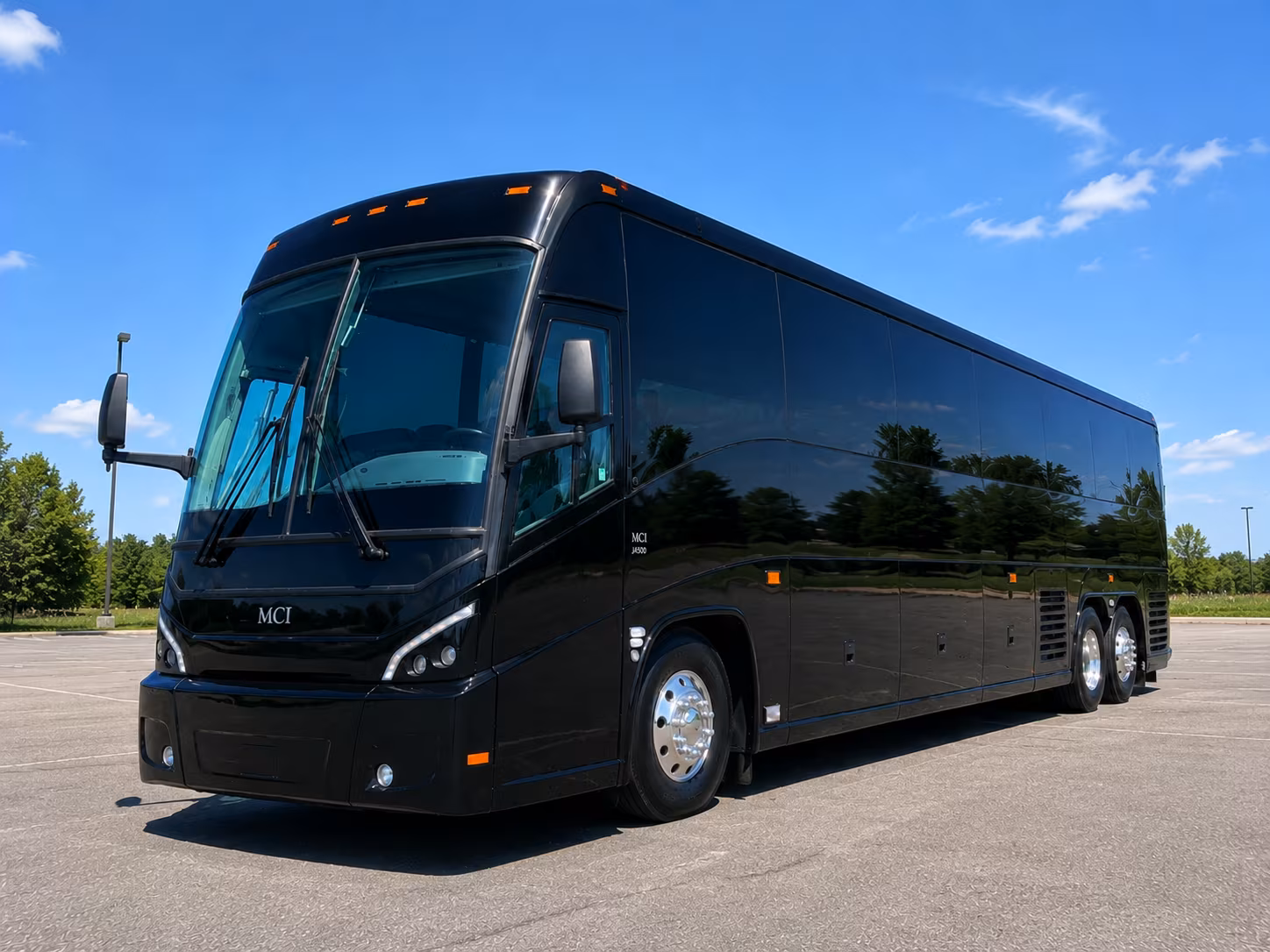 cross into alabama wine country from pensacola with a charter bus