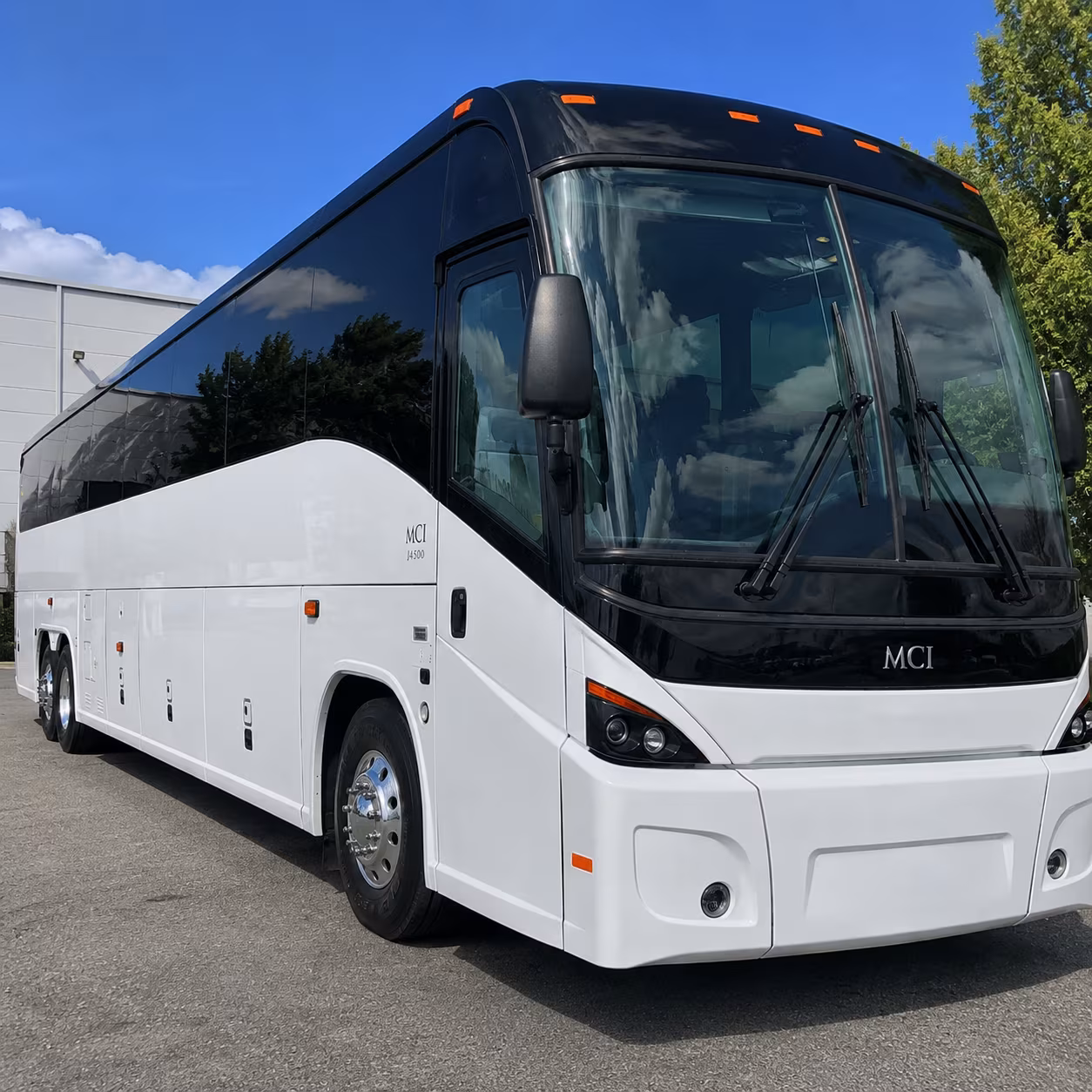 shift change shuttles built for pensacola s healthcare corridor on n 9th ave